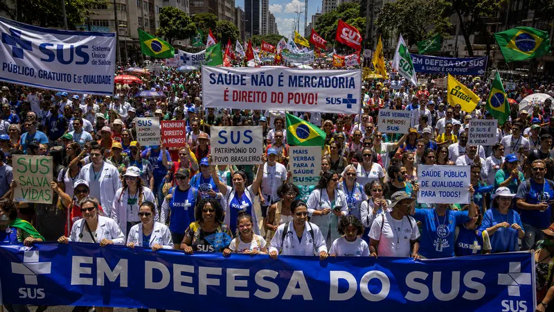 Campanha nacional em defesa do SUS